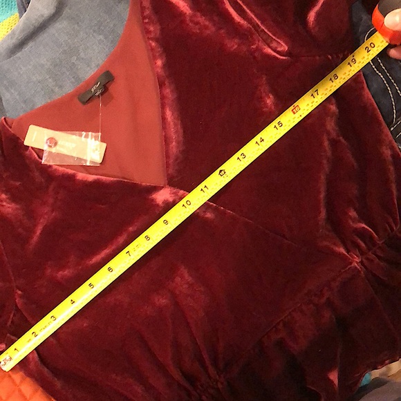 J. CREW Velvet Faux Wrap V-Neck Peplum Hem Long Sleeve Wine Blouse Sz 10 NWT - Picture 13 of 15